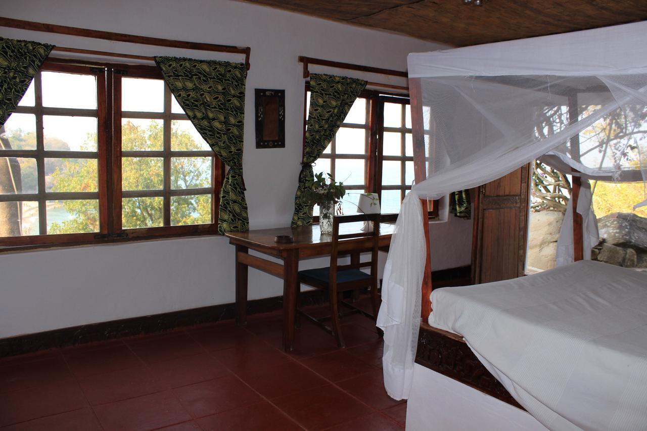 Njaya Lodge Nkhata Bay Exteriör bild
