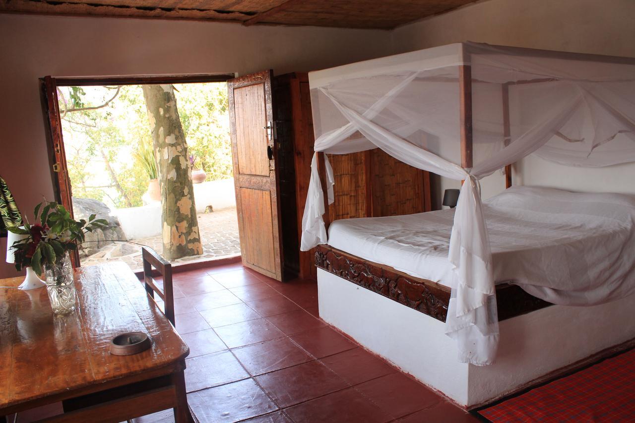 Njaya Lodge Nkhata Bay Exteriör bild