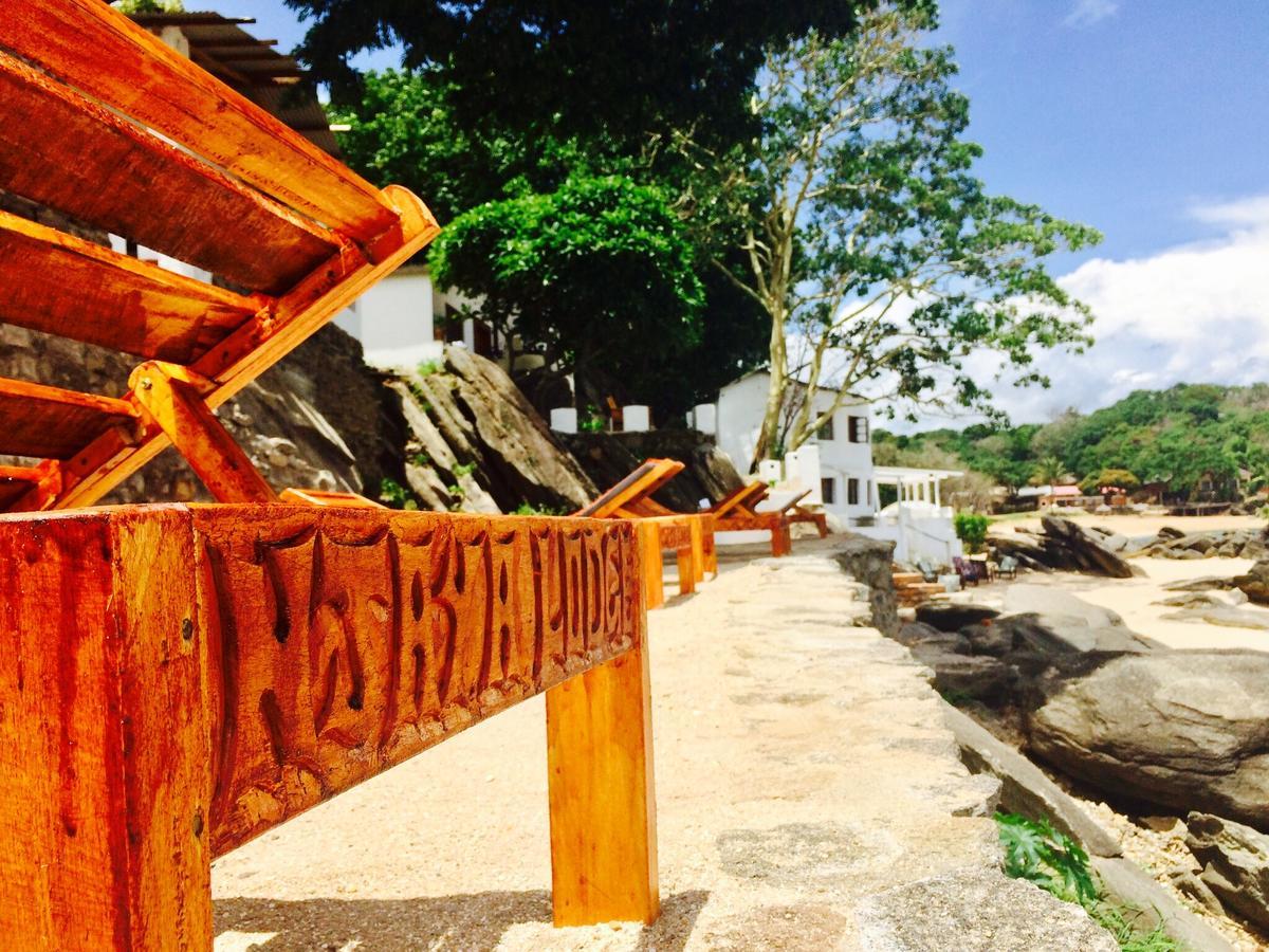 Njaya Lodge Nkhata Bay Exteriör bild