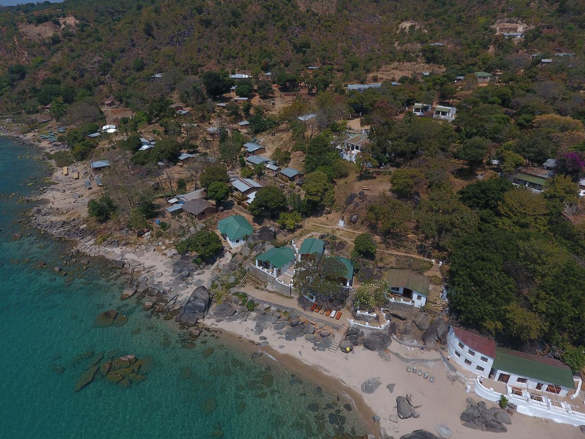 Njaya Lodge Nkhata Bay Exteriör bild