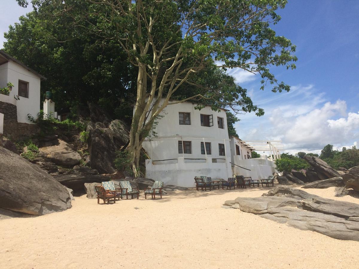 Njaya Lodge Nkhata Bay Exteriör bild